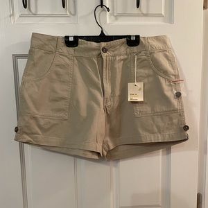 NWT CARHARTT LADIES SHORTS